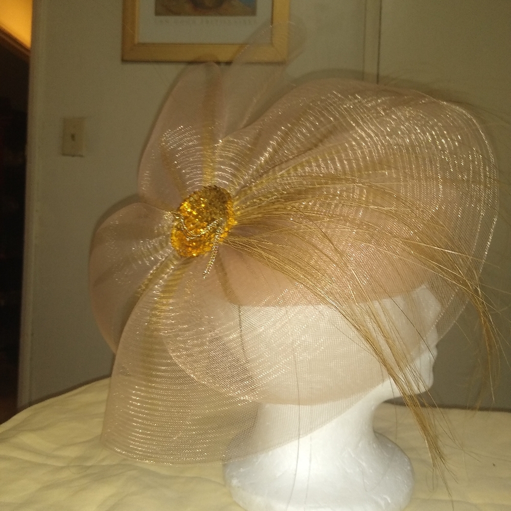 Hat. - Picture 2 of 4